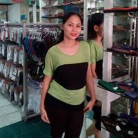 Julie Tolentino Photo 6