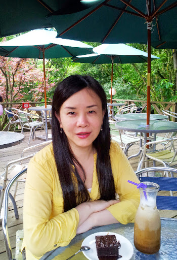 Gina Chang Photo 14