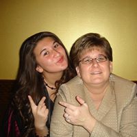 Vicki Mendoza Photo 6