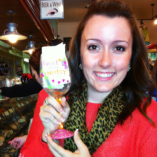 Emily Nutt Photo 15
