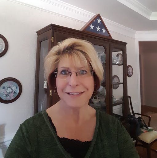 Beth Knapp Photo 16