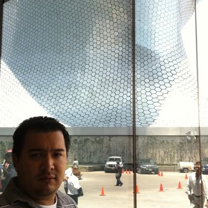 Carlos Robles Photo 15