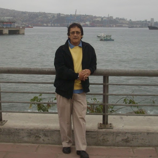 Jaime Robles Photo 14
