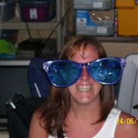 Traci Johns Photo 6