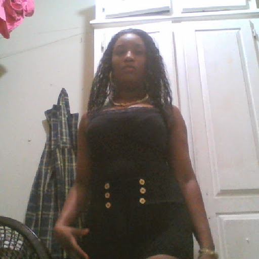 Shari Pierre Photo 6