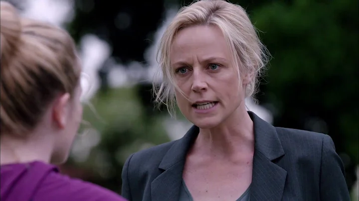 Janet King Photo 34