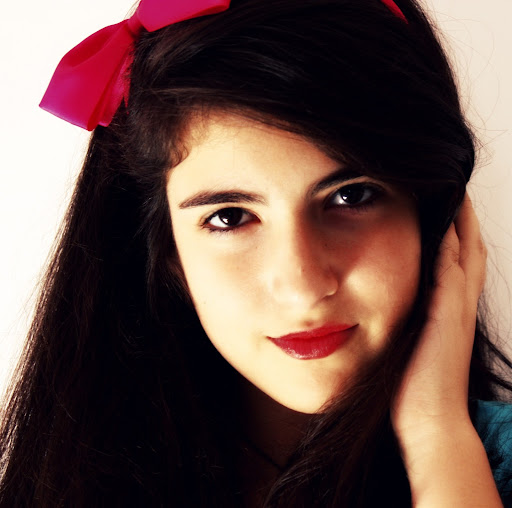 Stephanie Nassar Photo 4