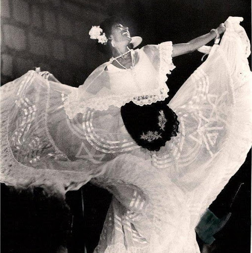 Olga Herrera Photo 11