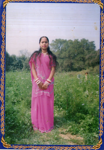 Rani Roy Photo 15