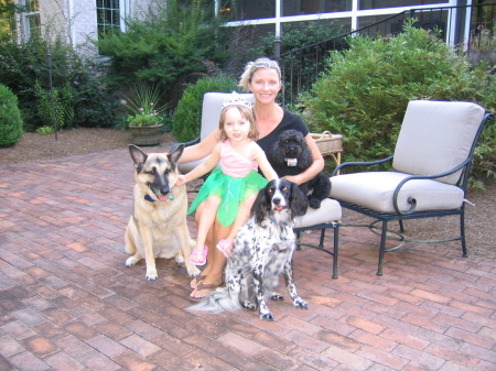 Beth Whittaker Photo 13