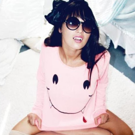 Stephanie Atwell Photo 9