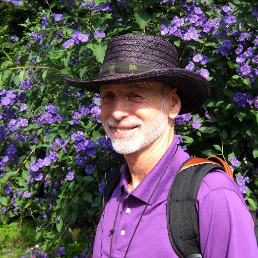 Jeffrey Blum Photo 22