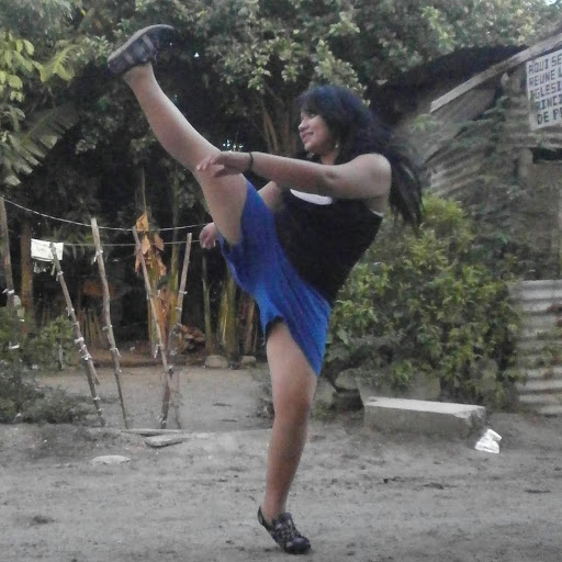 Julio Aviles Photo 10