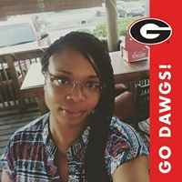 Renee Jones Photo 9