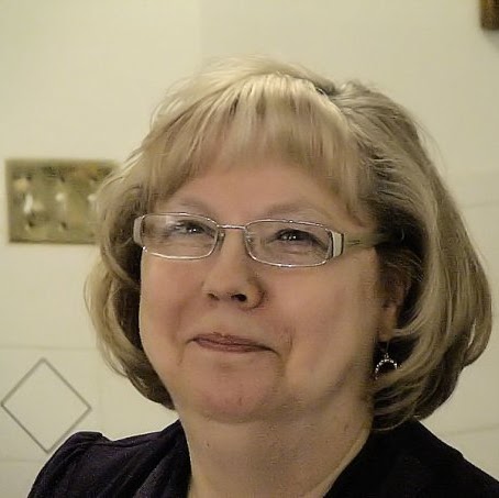Susan Dobson Photo 16