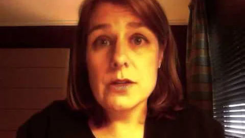Elizabeth Nowicki Photo 22