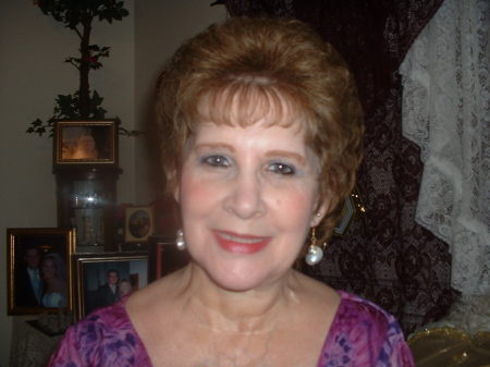Sandra Moore Photo 23