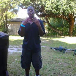 Elijah Bates Photo 10