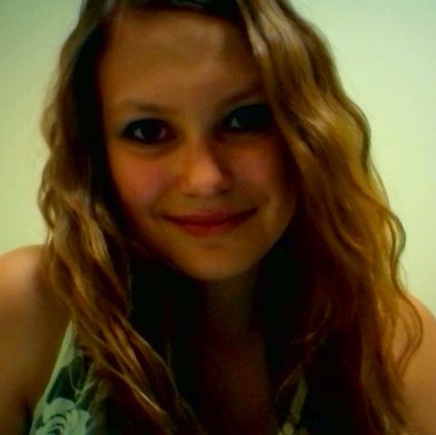 Melissa Mills Photo 12