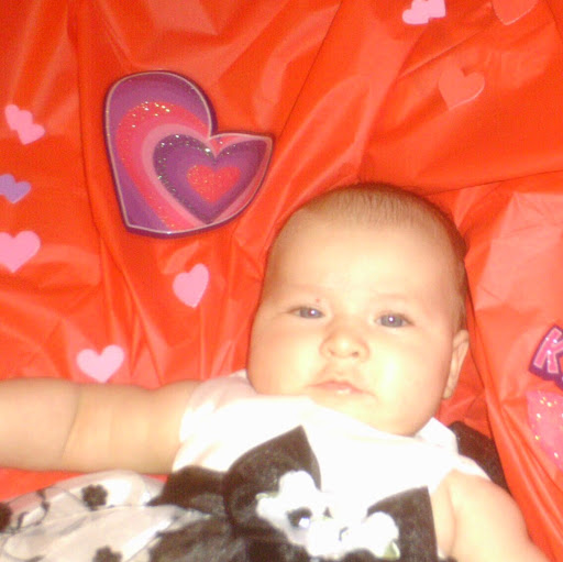 Jennifer Renfro Photo 9