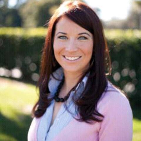 Kristin Rollins Photo 10