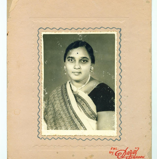 Nita Desai Photo 12