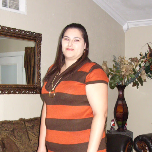 Vanessa Fierro Photo 10