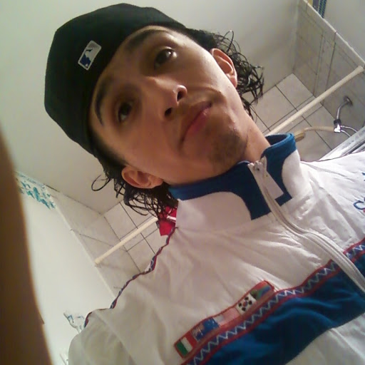 Jesse Guevara Photo 10