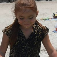 Jennifer Roxbury Photo 2
