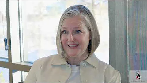 Lisa Woods Photo 23
