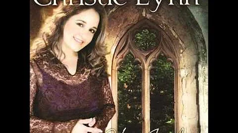 Lynn Christie Photo 32