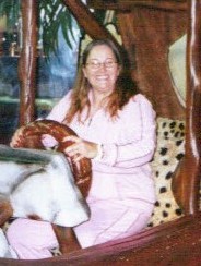 Stephanie Maynard Photo 17
