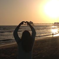 Emily Reyes Photo 6