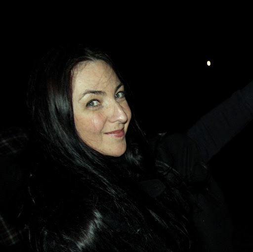Lynne Currie Photo 9