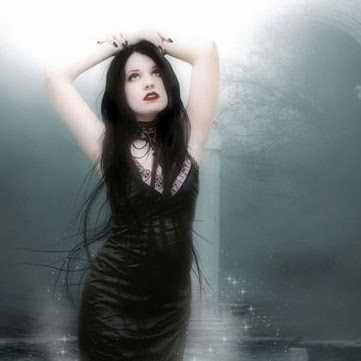 Anna Escamilla Photo 11