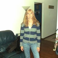 Renee Rowley Photo 3