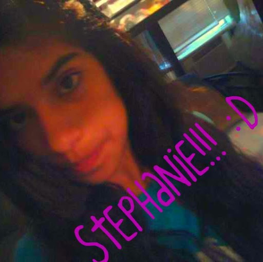 Stephanie Reyna Photo 14