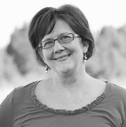 Kim Abernethy Photo 7