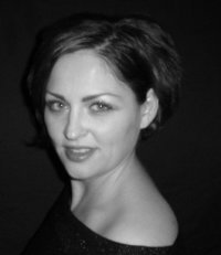 Andrea Lambert Photo 17