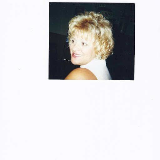 Jacqueline Field Photo 11