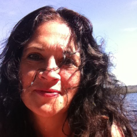 Angela Fuchs Photo 13