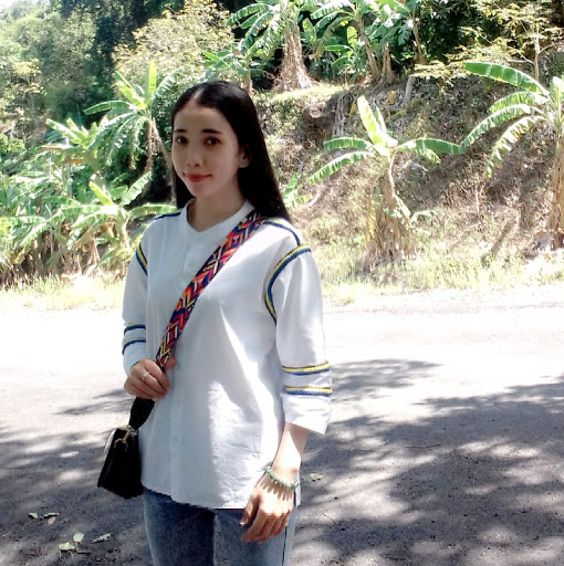 Thach Diep Photo 7