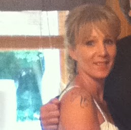 Johnna Davis Photo 9
