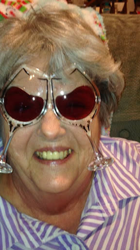 Betty Anderson Photo 16