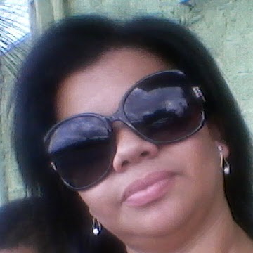 Shirley Reis Photo 9