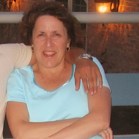Faye Mitchell Photo 12