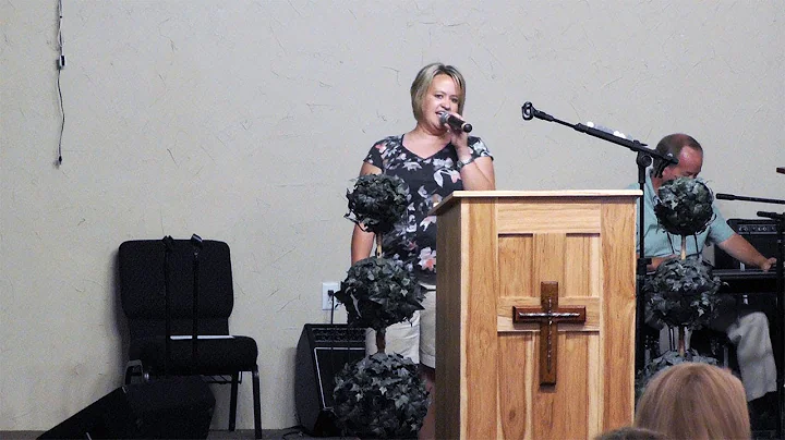 Angela Rutledge Photo 33