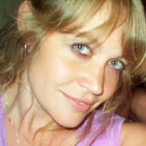 Elizabeth Deblock Photo 4