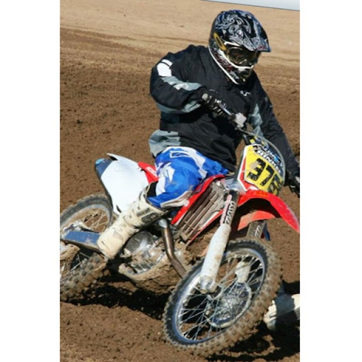 Jason Hinkle Photo 15