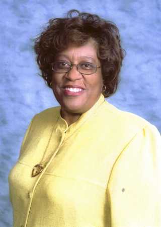 Shirley Moore Photo 19